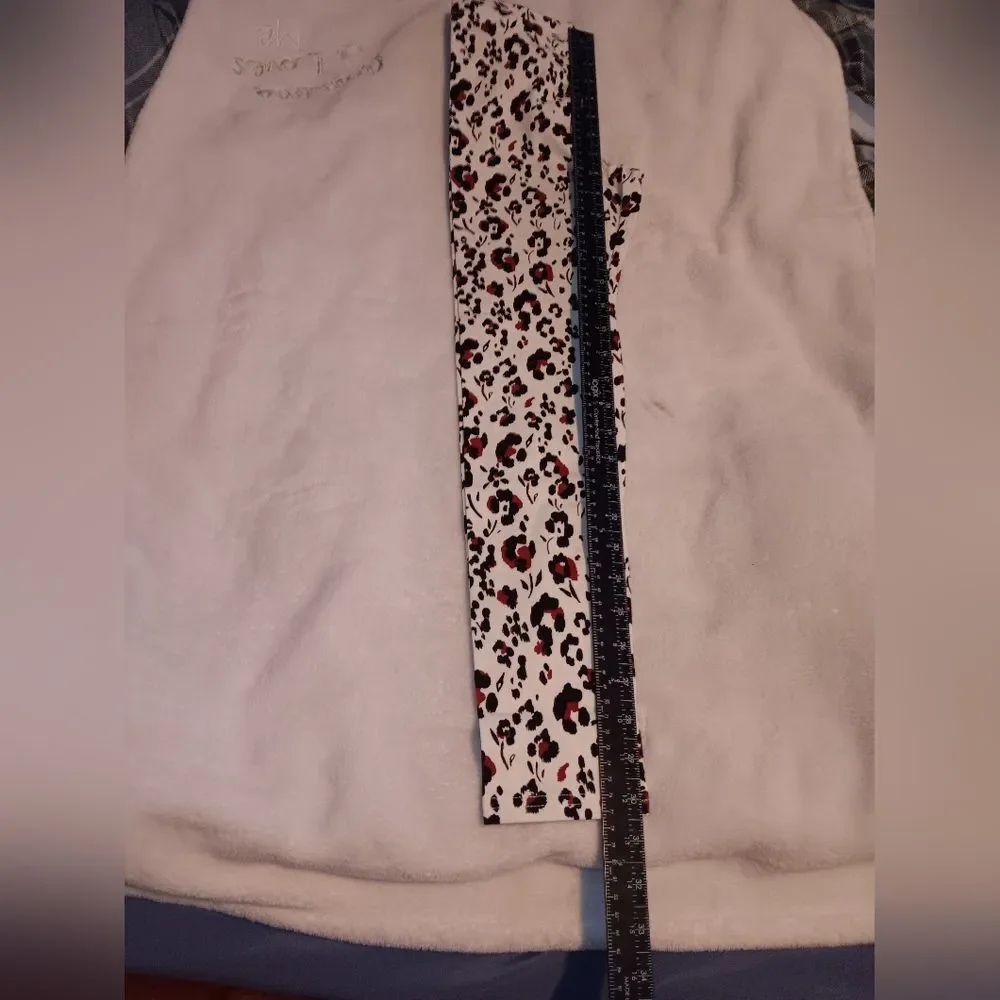 Old Navy Softest Long-Sleeve Printed T-Shirt and Leggings NWT